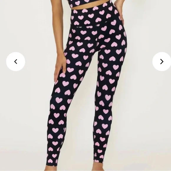 Beach Riot Heart Leggings - Picture 1 of 5